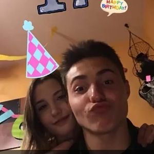 Meet your Posher, Chastitie